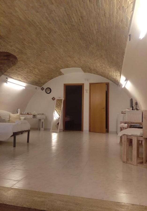 Residenza L'Orologio Hotell Bernalda Exteriör bild