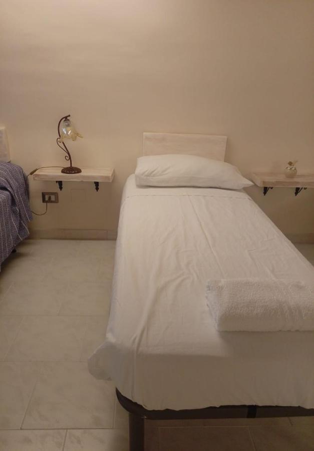 Residenza L'Orologio Hotell Bernalda Exteriör bild