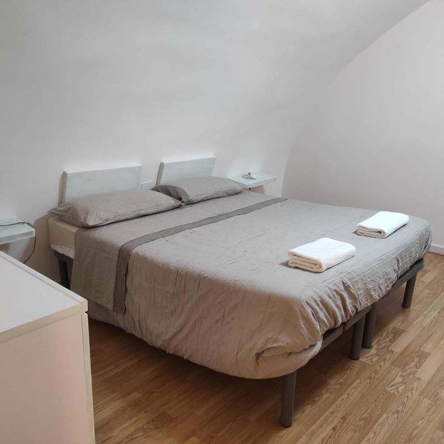 Residenza L'Orologio Hotell Bernalda Exteriör bild